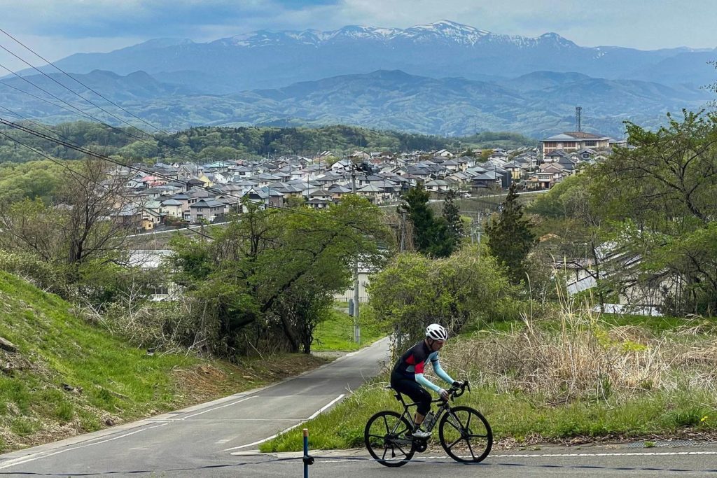 Challenge the steep climb and enjoy the beautiful cherry blossoms and spectacular mountain views！“Nasu – Sendai Sakura & Onsen Tour” stage 3