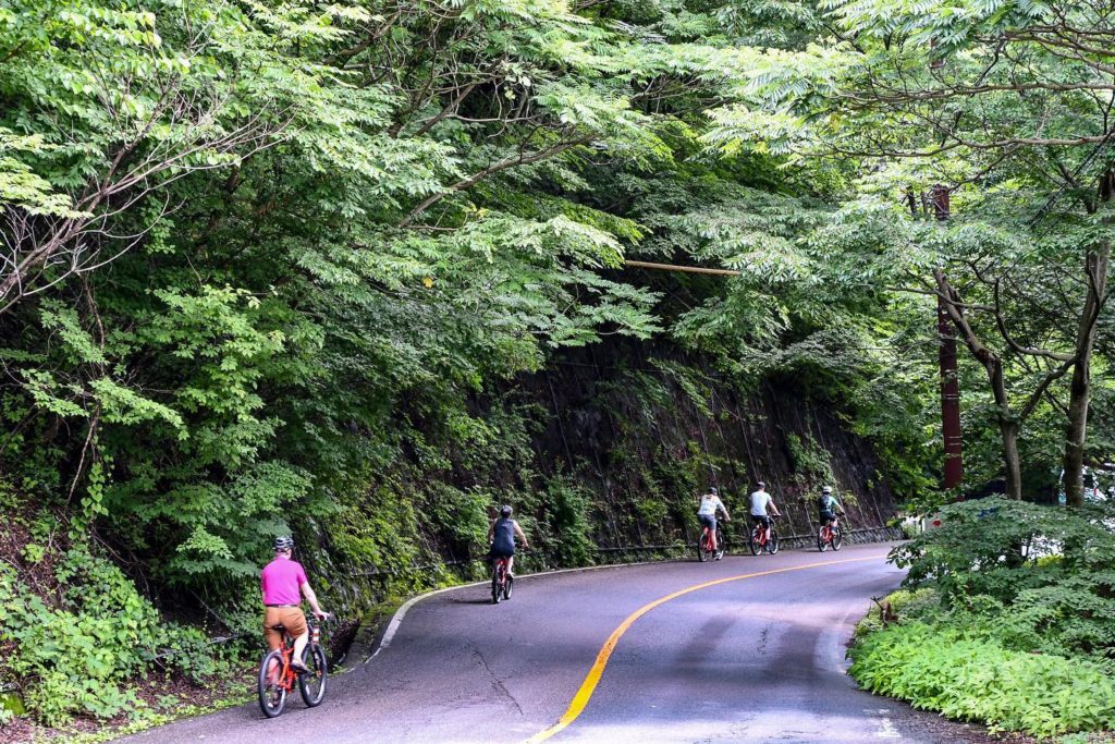 Ride through the fresh green gorge and refresh yourself at the hot springs along the river！“Hidden Nikko E-bike Tour” has finished！ stage 4