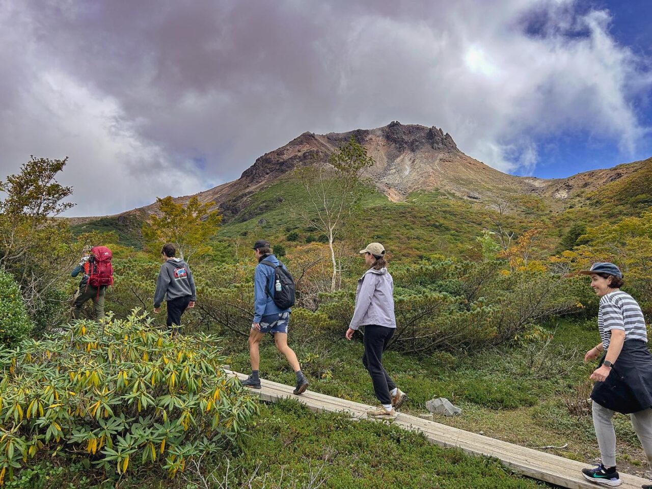 Feel beautiful volcanic landscape at Mt.Nasu  “Nasu Volcano Ride & Hike Tour” Hike day！