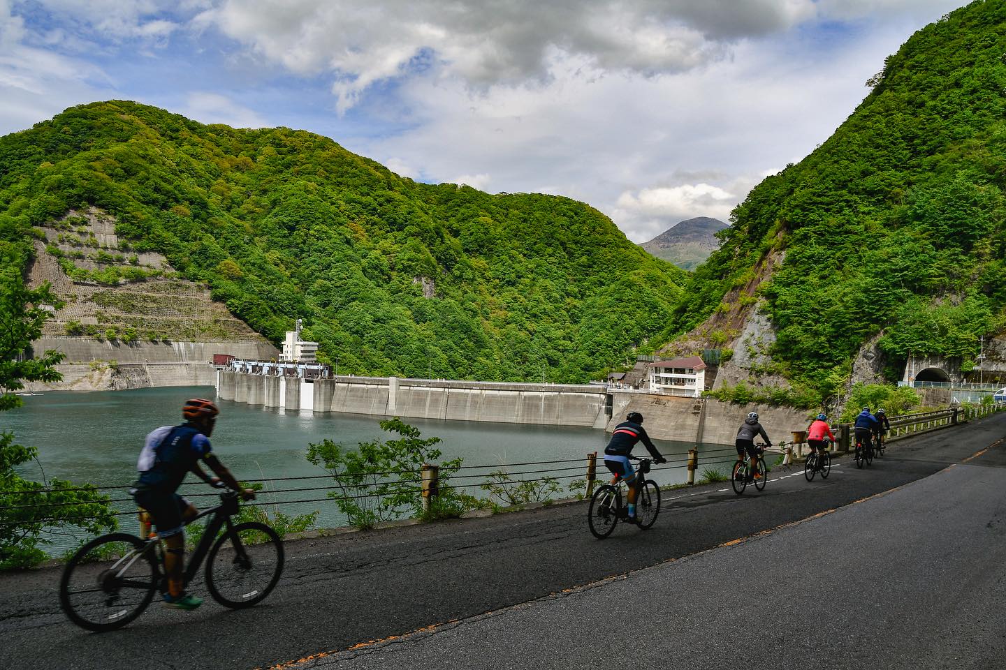 Triathletes wrap up scenic cycling adventure