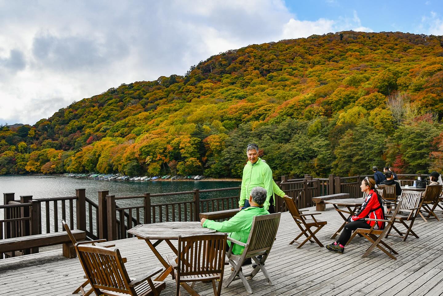 Autumn Foliage Adventure: Biking Through Nikko’s Vibrant Colors