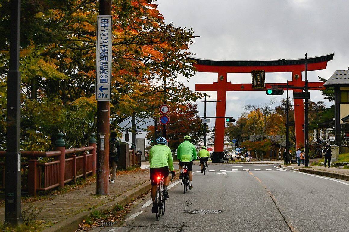 Autumn Foliage Adventure: Biking Through Nikko’s Vibrant Colors